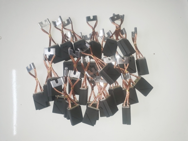 CHỔI THAN  CÔNG NGHIỆP CHO CẦU TRỤC, BĂNG CHUYỀN