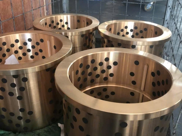 Tổng kho phân phối các loại bạc cầu, bạc trụ, bạc sắt thiêu kết.